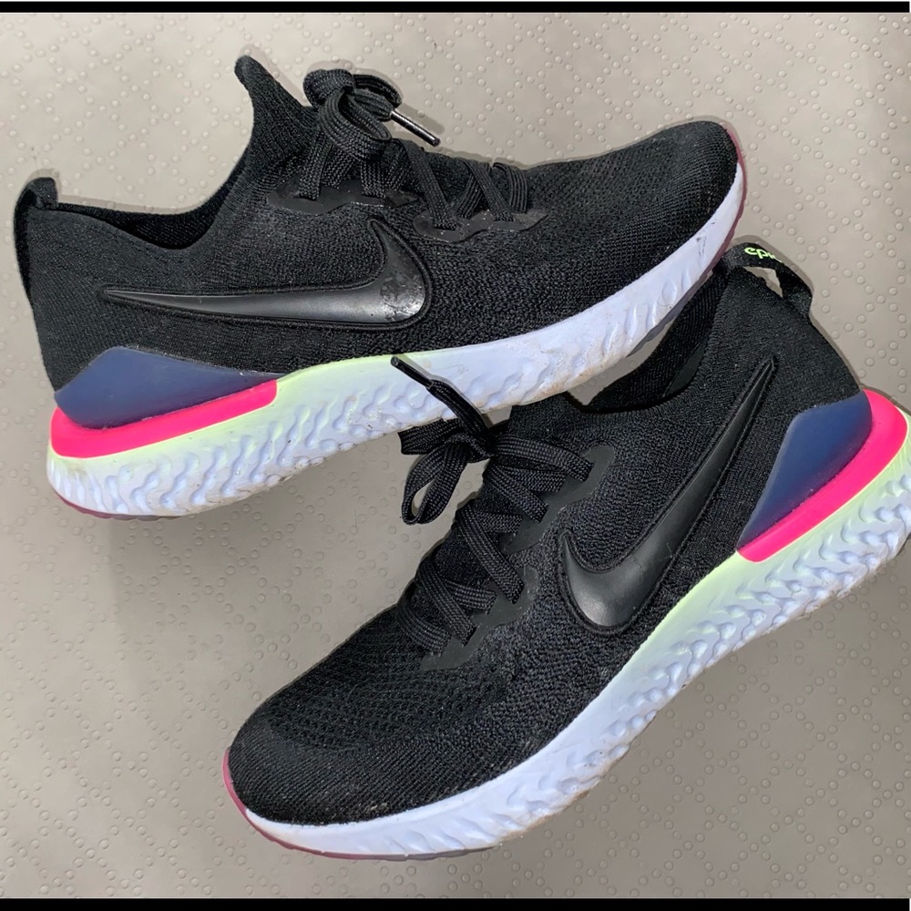 Nike epic react sneakers size 8